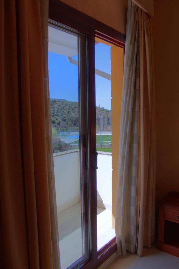 Hotel Avenida Beas de Segura Bagian luar foto