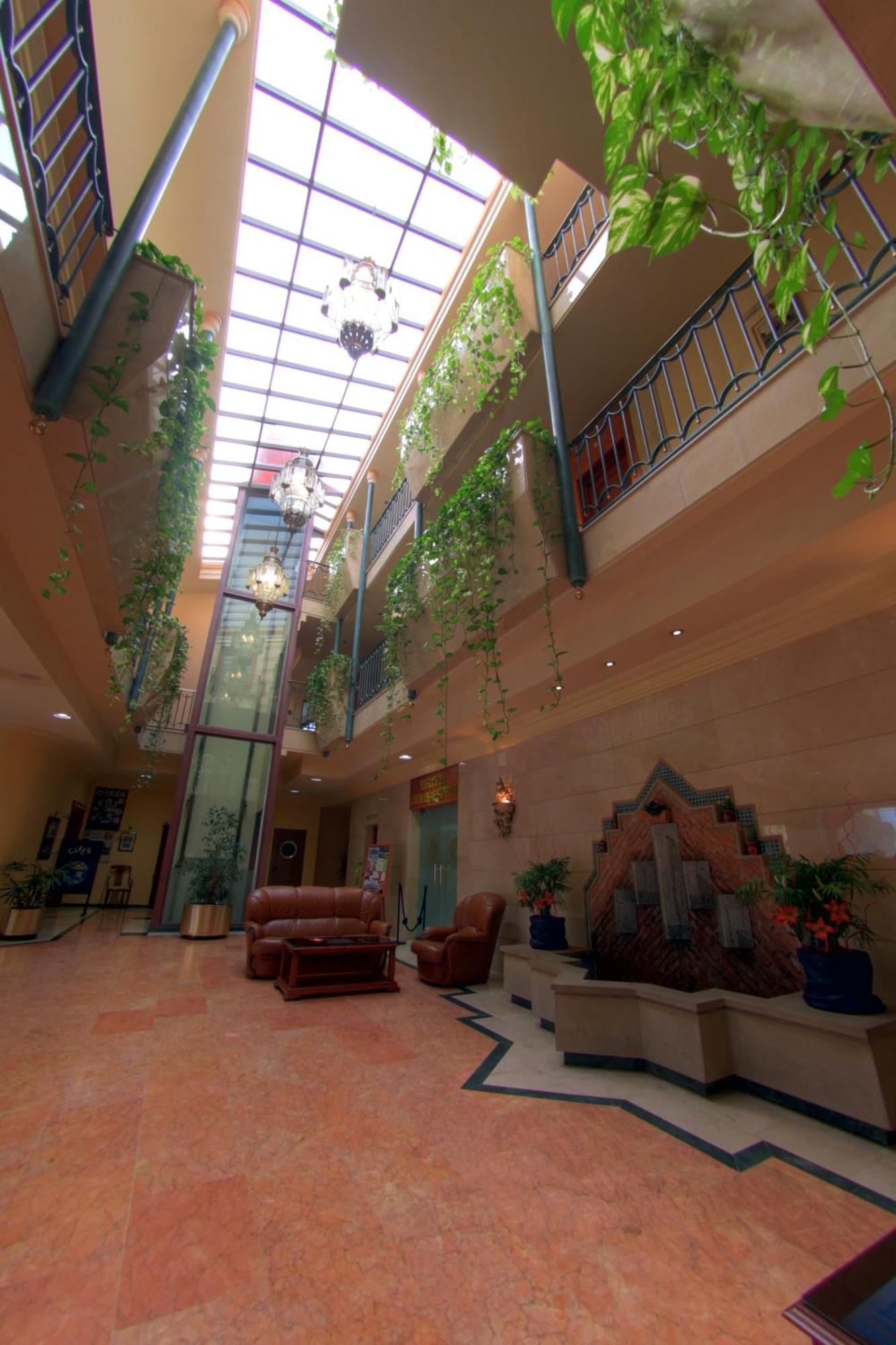 Hotel Avenida Beas de Segura Bagian luar foto